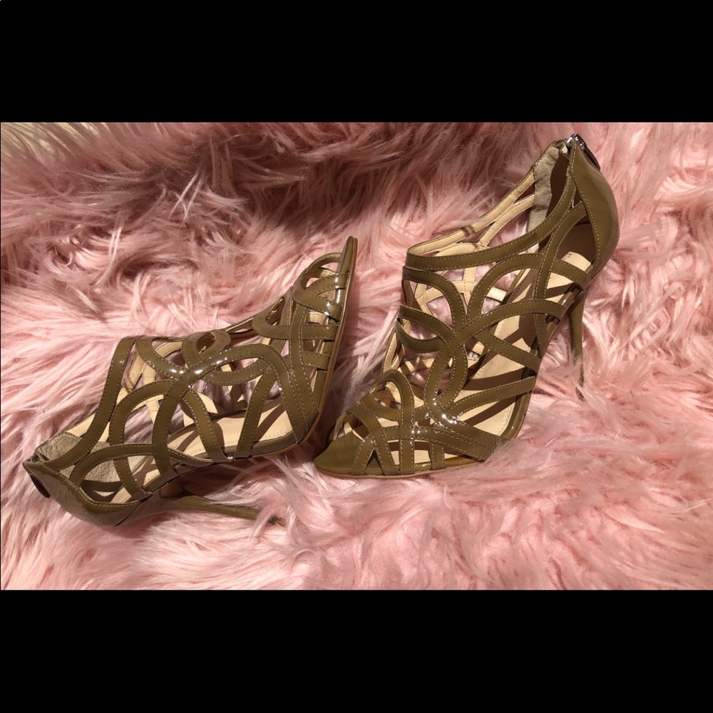 NWT - ENZO ANGIOLINI heels